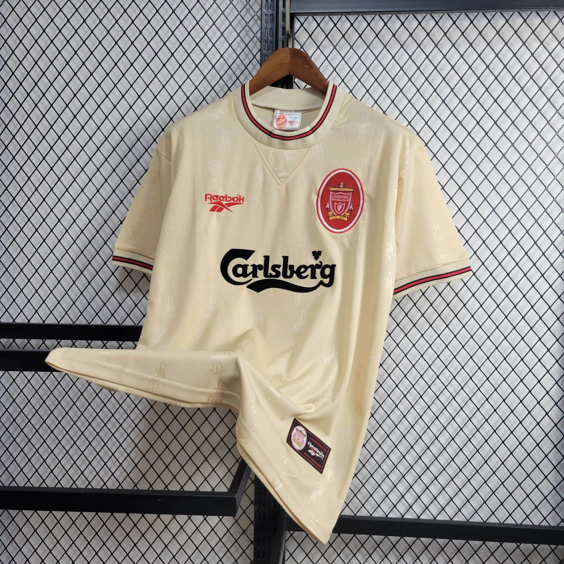 Camiseta Liverpool Visita Retro 1996/97 - Main Image