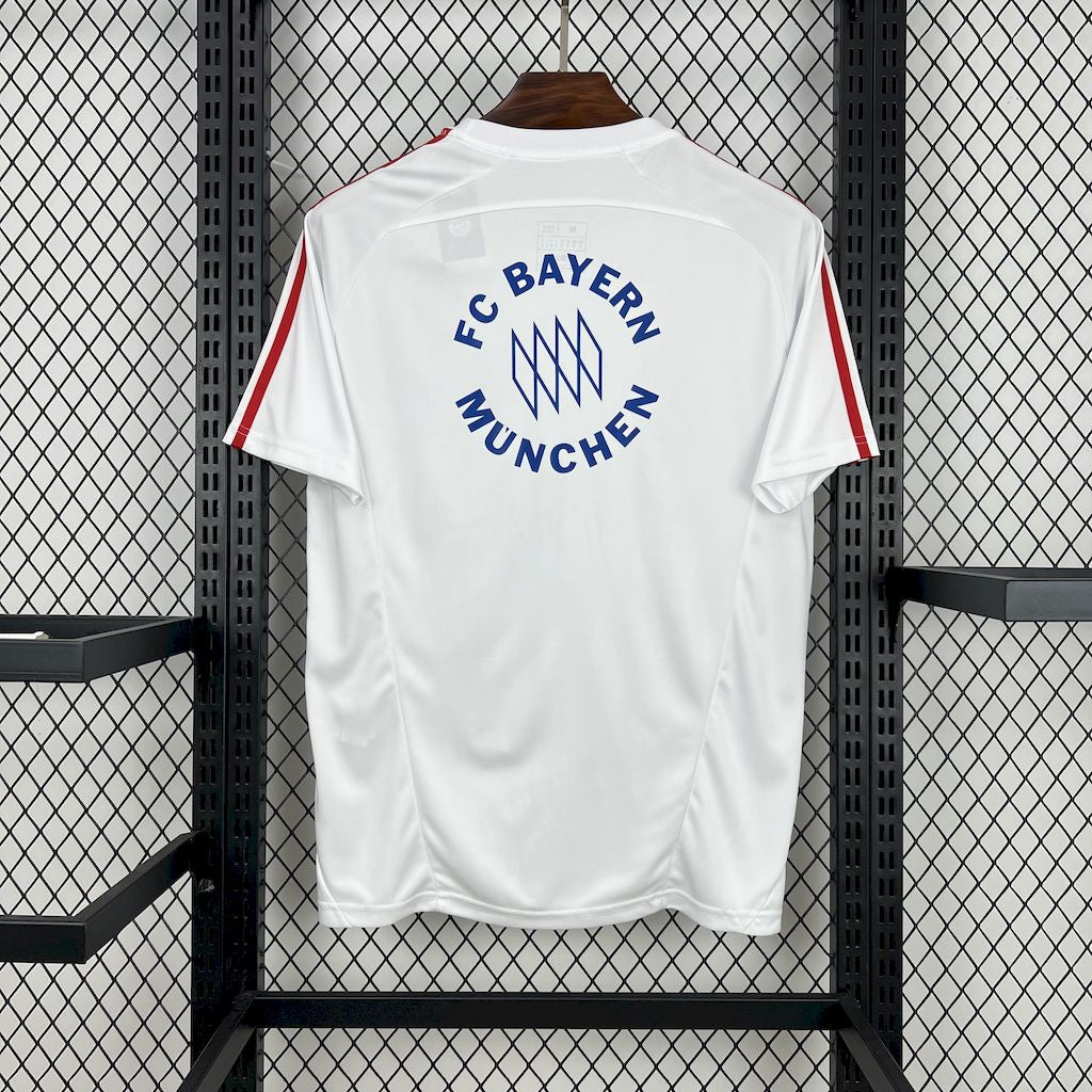 Camiseta Bayern Munich Entrenamiento 2025/26 Versión Fan