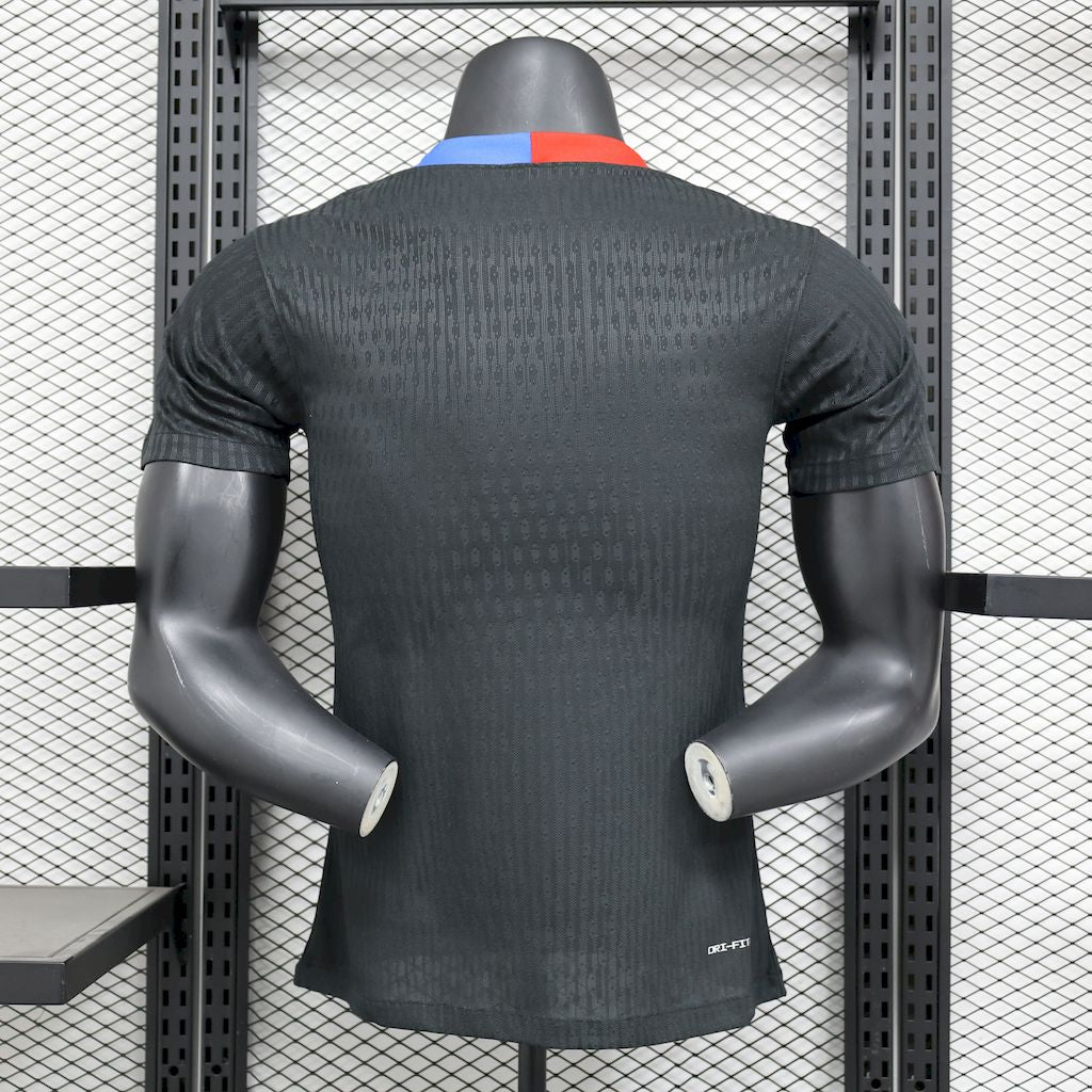 Camiseta FC Barcelona Pre-Partido Negra 2024/25 Versión Jugador