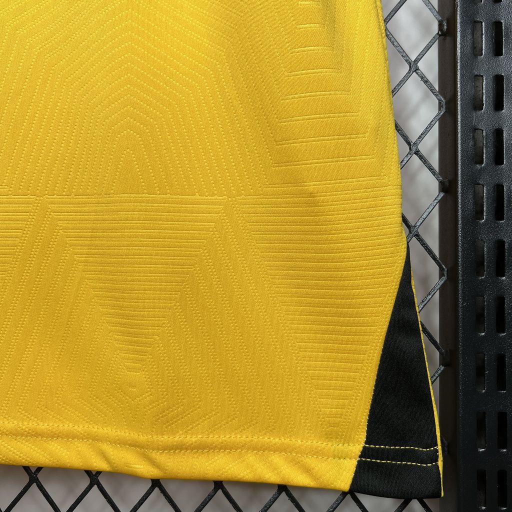 Camiseta Wolves Local 2024/25 Versión Fan