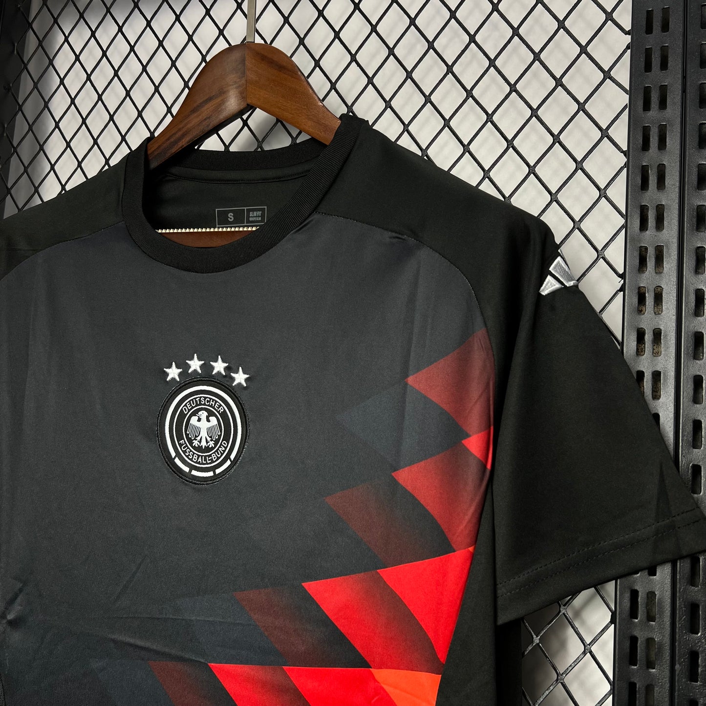 Camiseta Alemania Pre Partido 2024 Versión Fan