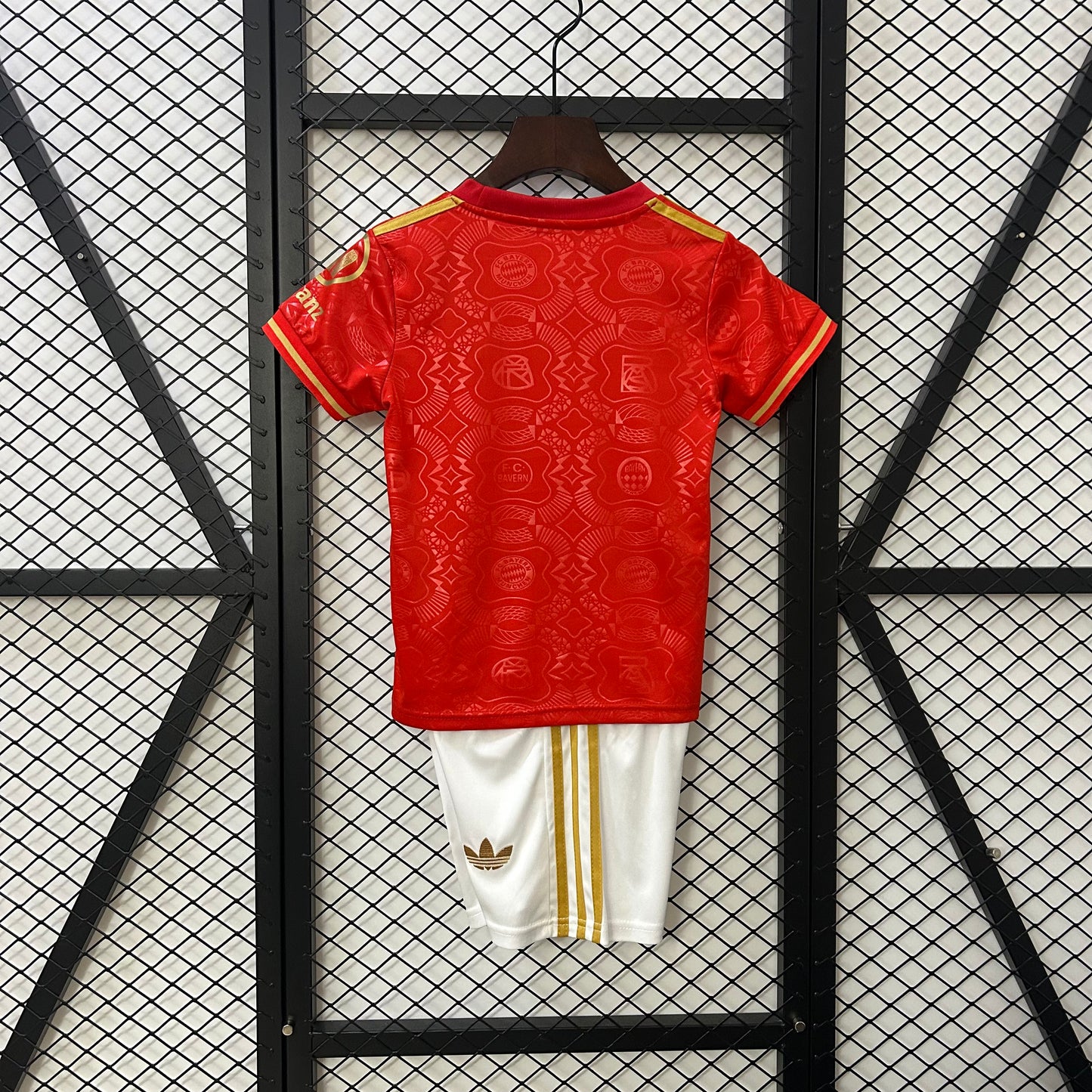 Bayern Munich Kit Niños 125 Aniversario 2025/26