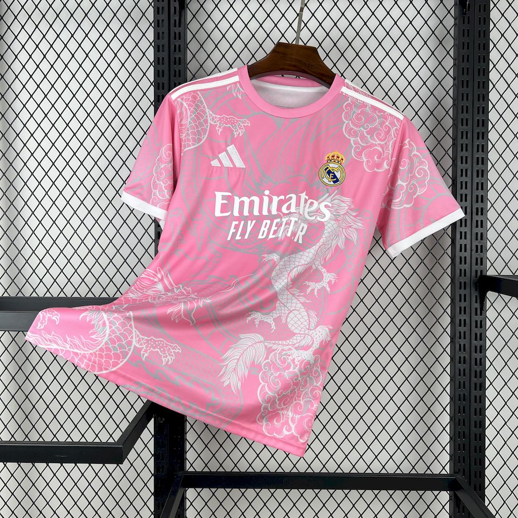 Camiseta Real Madrid Edición Pink Dragon 2025/26 Versión Fan – Tus
