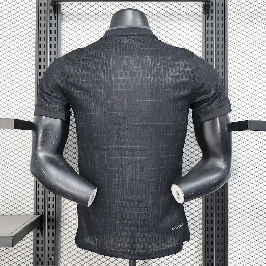 Camiseta Tottenham Hotspur Negra 2025/26 Versión Jugador