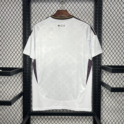 Camiseta Real Madrid Edición Especial "LV" 2024/25 Versión Fan