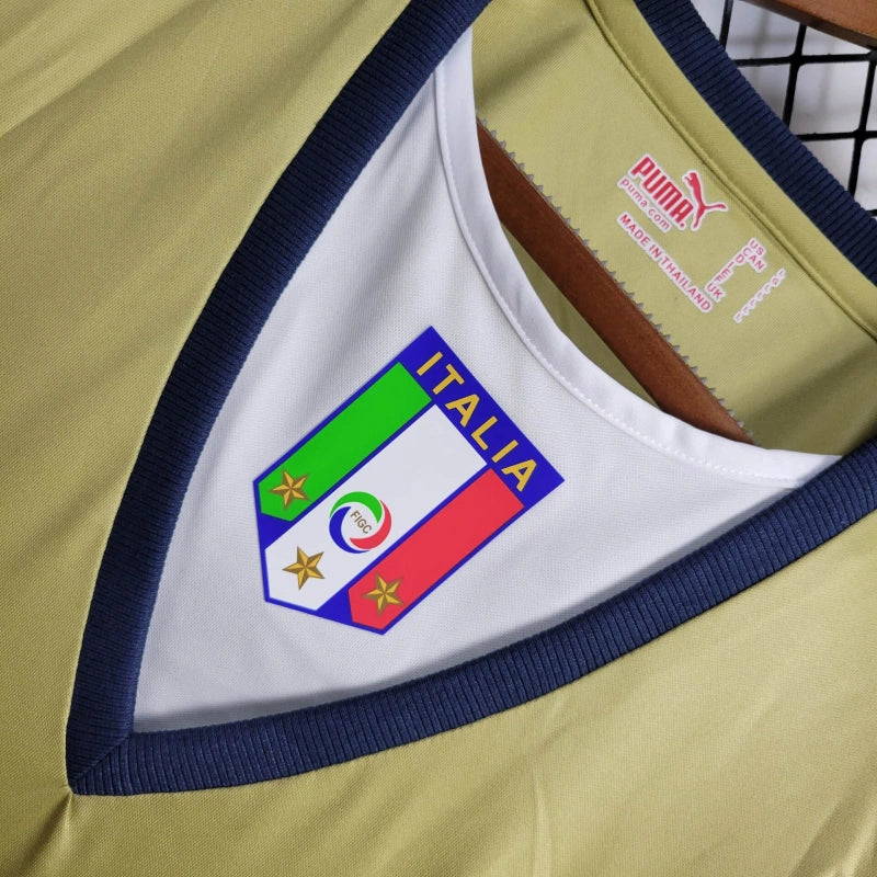 Camiseta Italia Portero Dorada Retro 2006