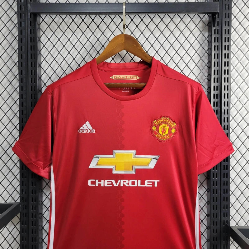 Manchester United Retro 2016/17 Versión Fan