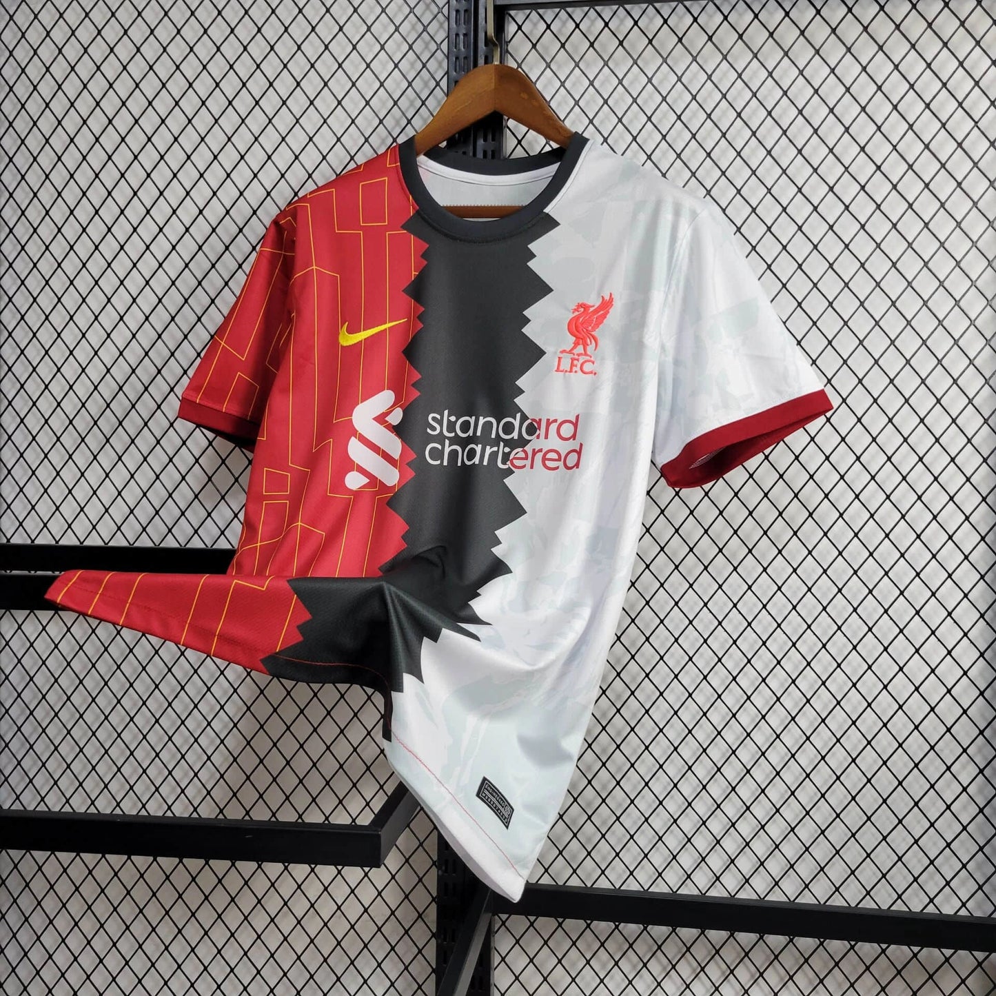 Camiseta Liverpool Edición Especial 2024/25 Versión Fan