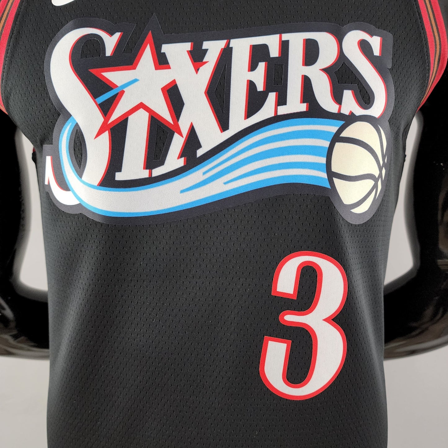 Camiseta Philadelphia 76ers Allen Iverson Negra