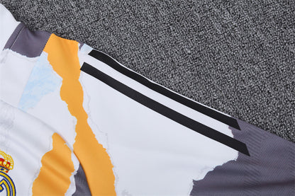 Buzo Completo Real Madrid Diseño Blanco y Naranja