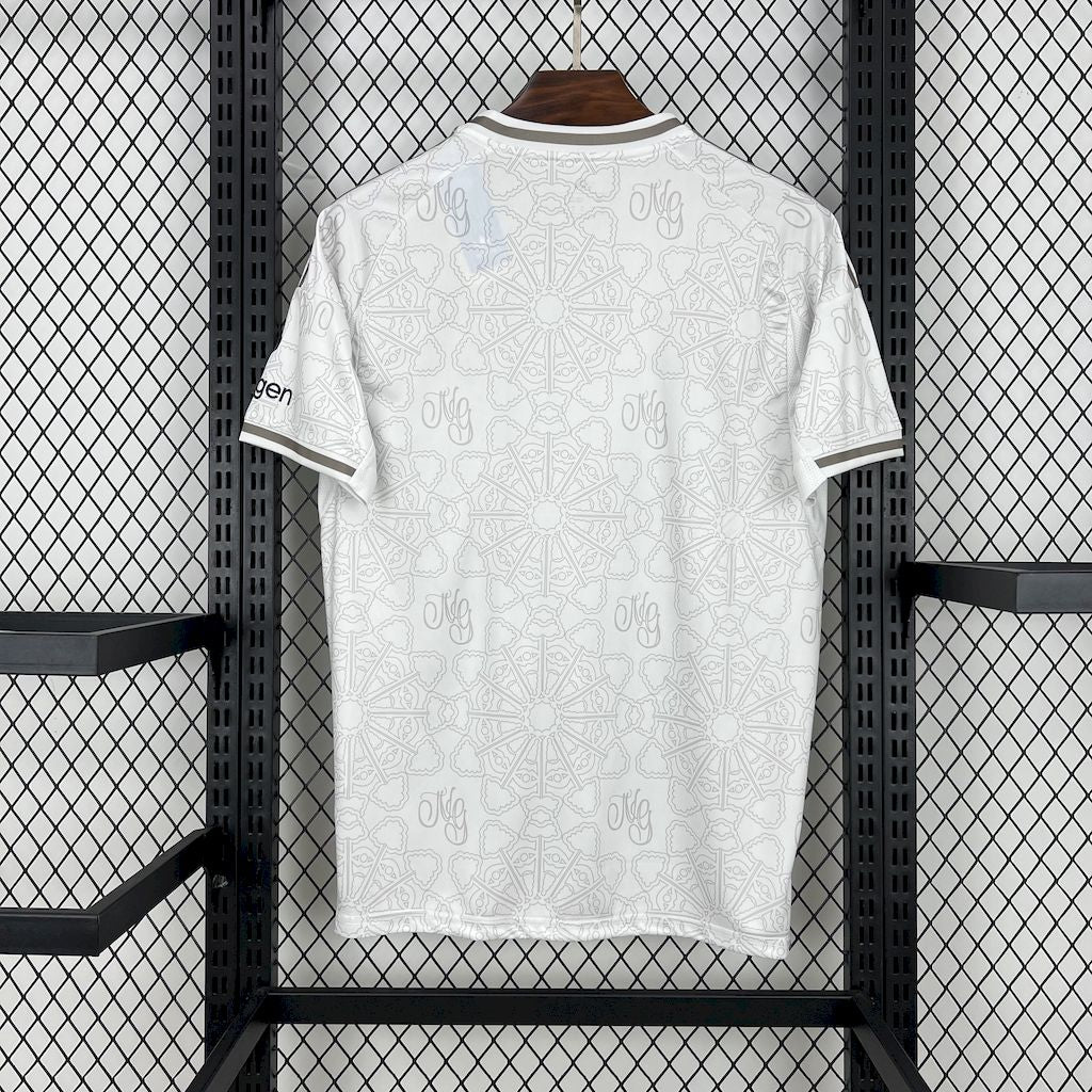 Camiseta Nottingham Forest Visita 2025/26 Versión Fan