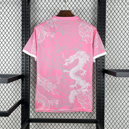 Camiseta Real Madrid Edición Pink Dragon 2025/26 Versión Fan