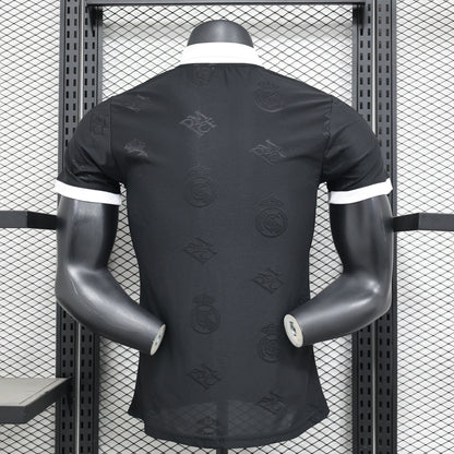 Camiseta Real Madrid Polo Negro 2025/26 Versión Jugador