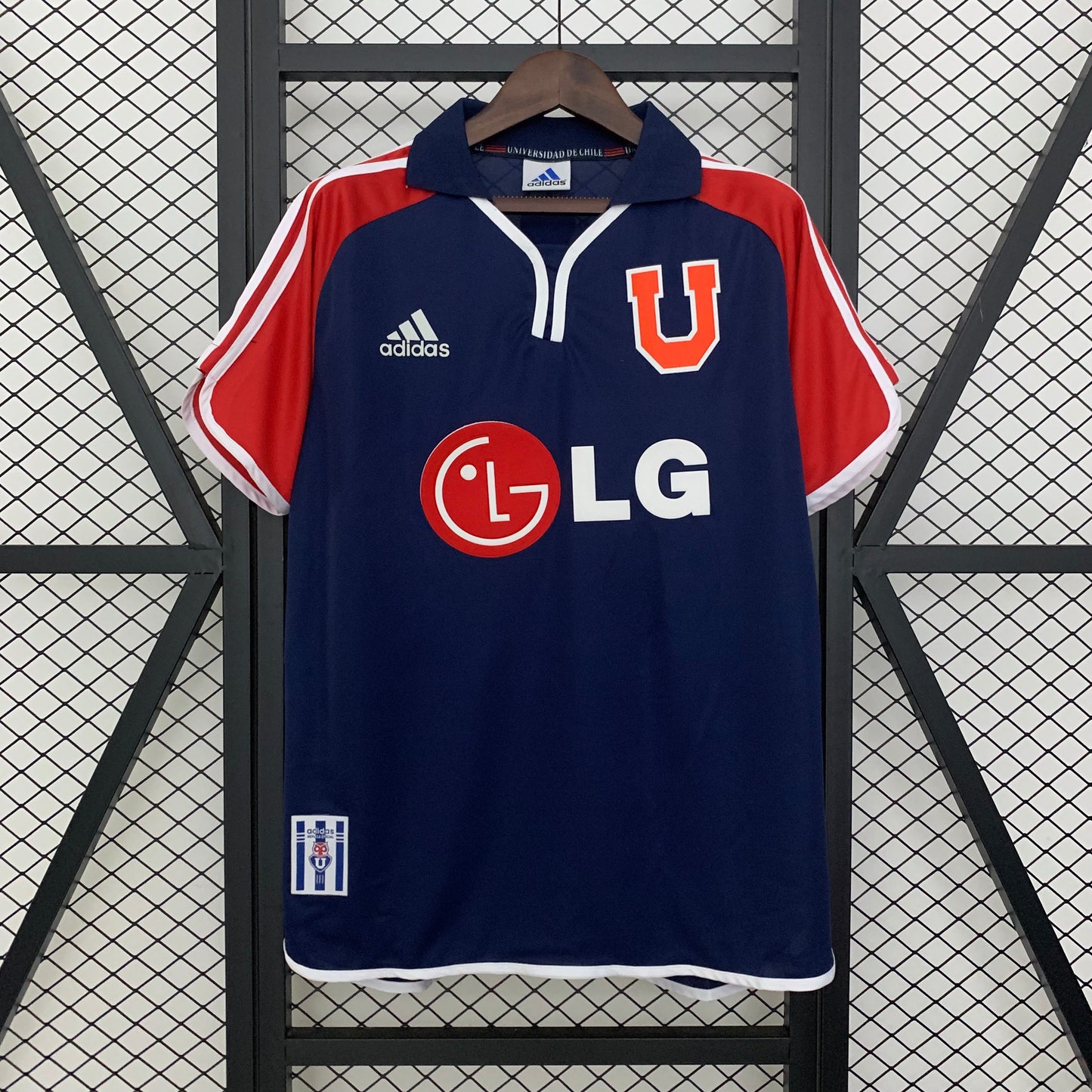 Camiseta Universidad de Chile Local Retro 2001/02 Versión Fan