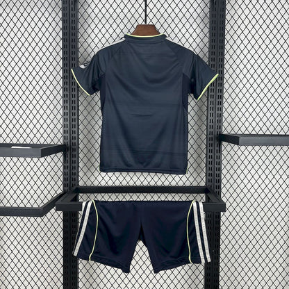 Real Madrid Visita Kit Niños 2025/26