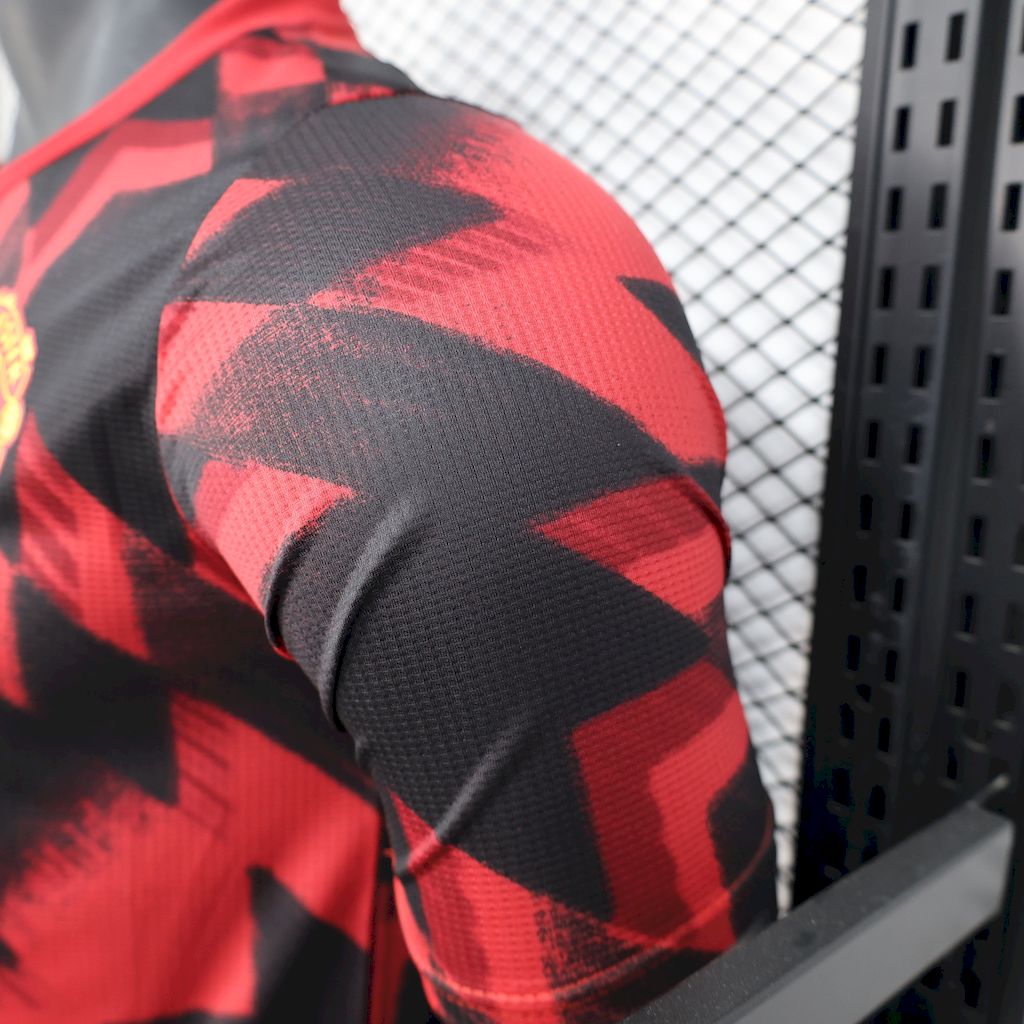 Camiseta Manchester United Pre-Partido 2025/26 Versión Jugador