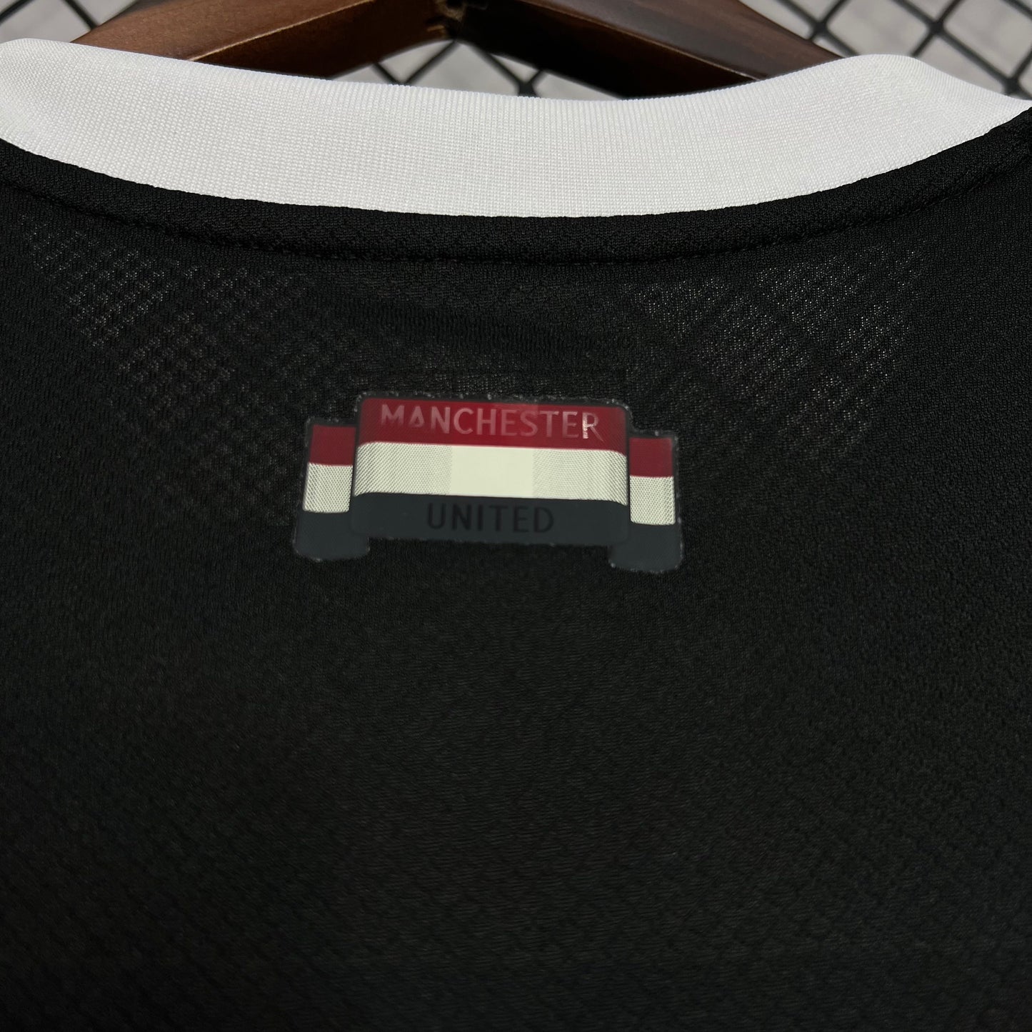 Camiseta Manchester United Cuarta Portero 2024/25 Versión Fan