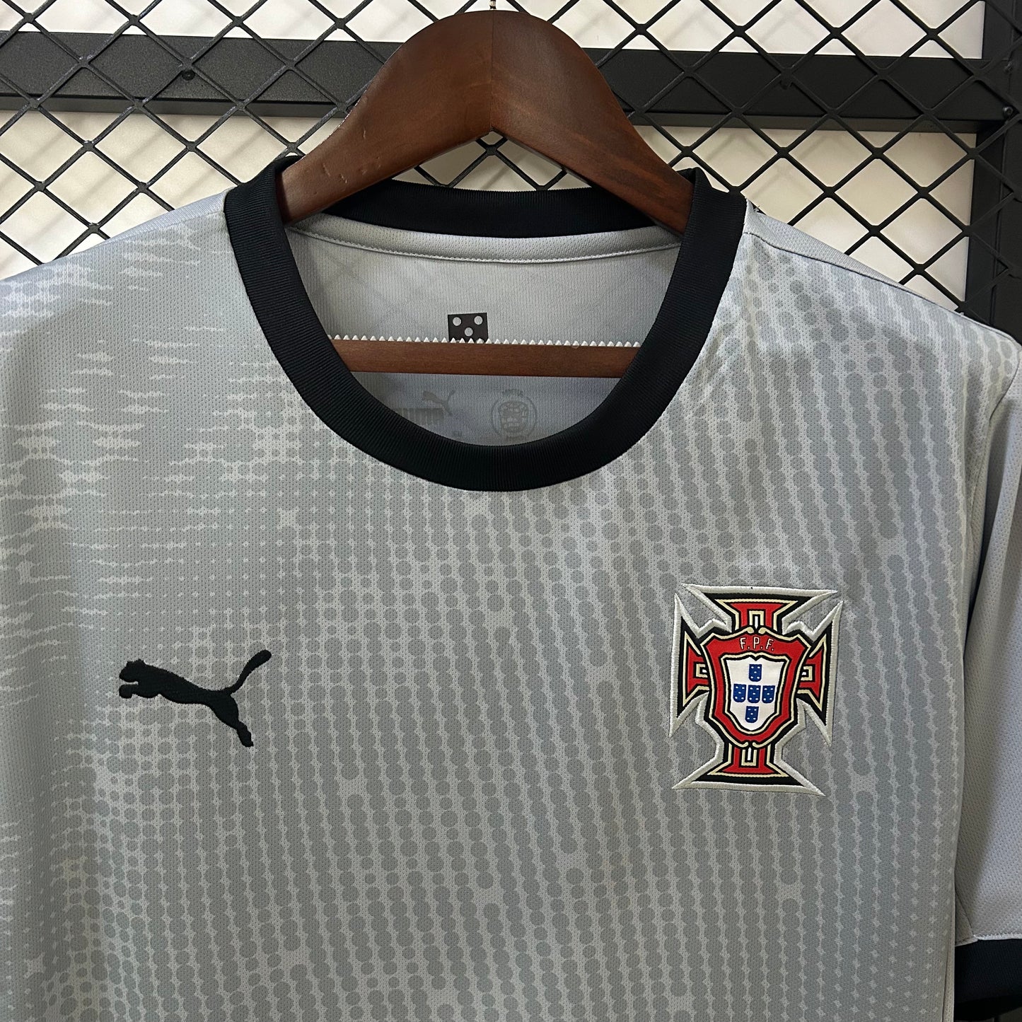 Camiseta Portugal Portero Gris 2025/26 Versión Fan