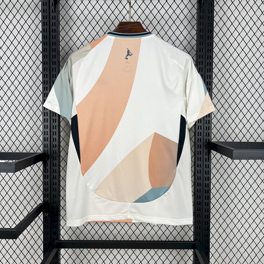 Camiseta España Visita 2025/26 Versión Fan