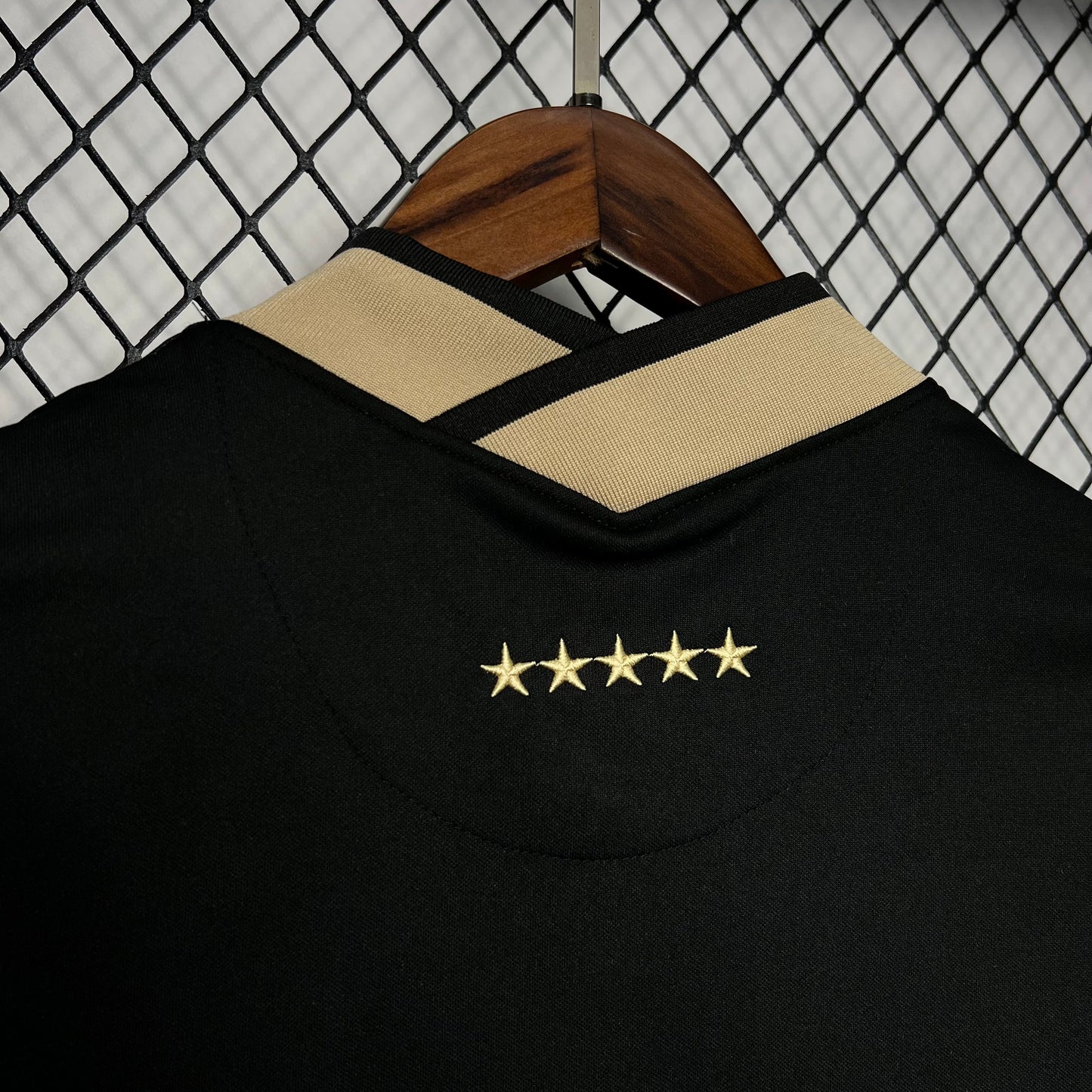 Camiseta Brasil "Edición Especial Dorada" 2022 Versión Fan