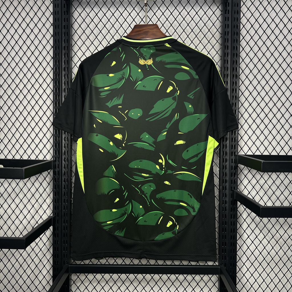 Camiseta Real Madrid Edición Especial "Negro y Verde" 2024/25 Versión Fan