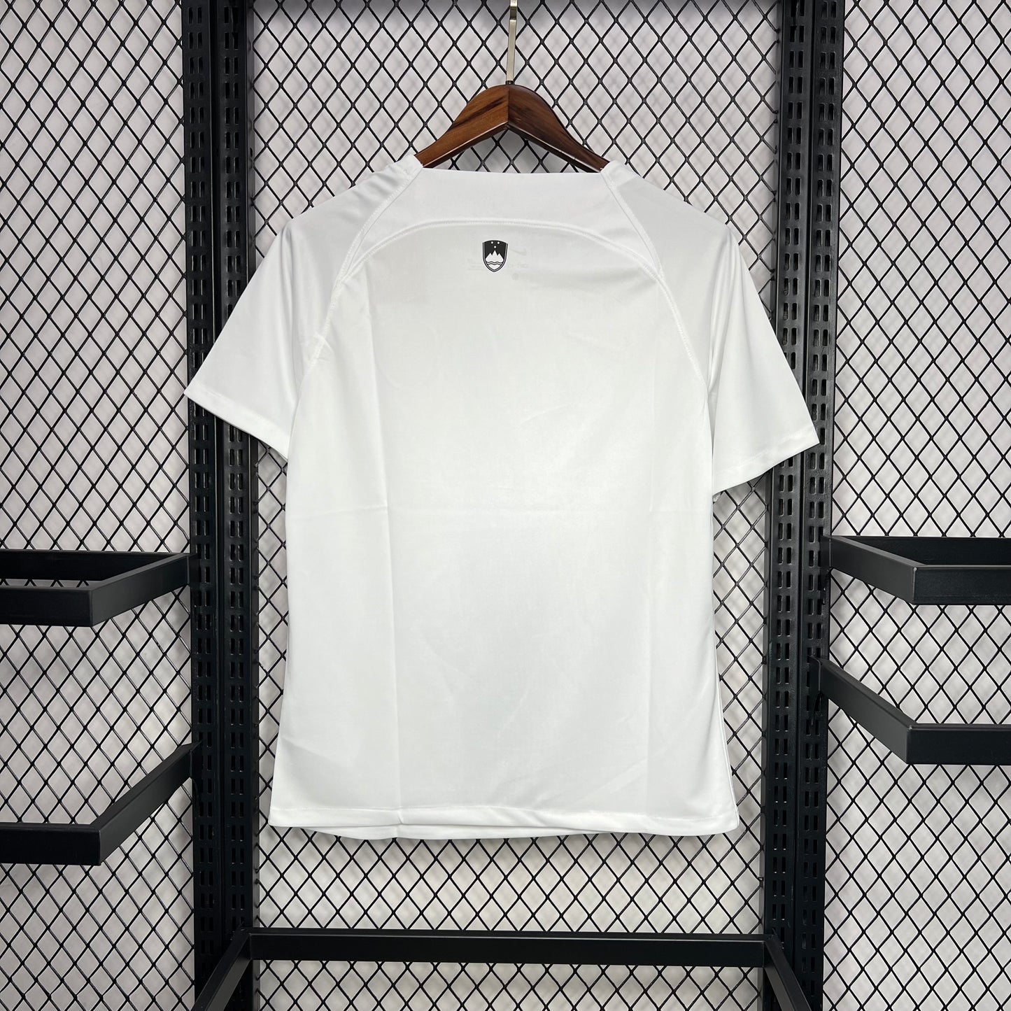 Camiseta Eslovenia Visita 2024 Versión Fan