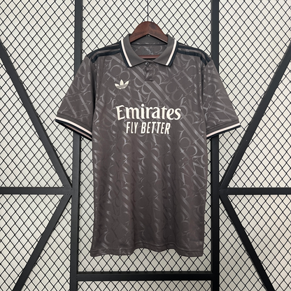 Camiseta Real Madrid Tercera 2024/25 Versión Fan