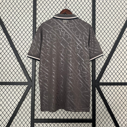 Camiseta Real Madrid Tercera 2024/25 Versión Fan