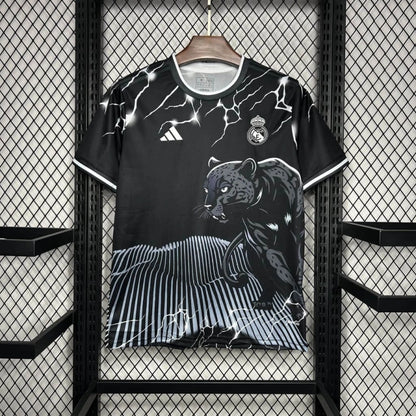 Camiseta Real Madrid Edición Especial "Black Panther" 2024/25 Versión Fan