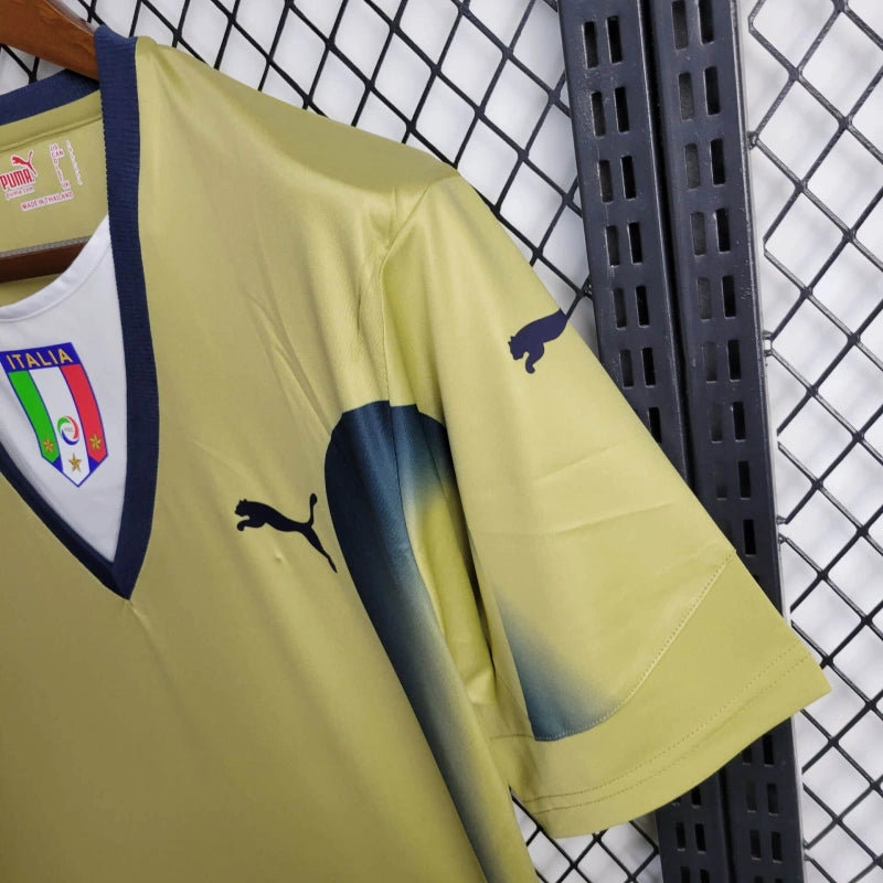 Camiseta Italia Portero Dorada Retro 2006