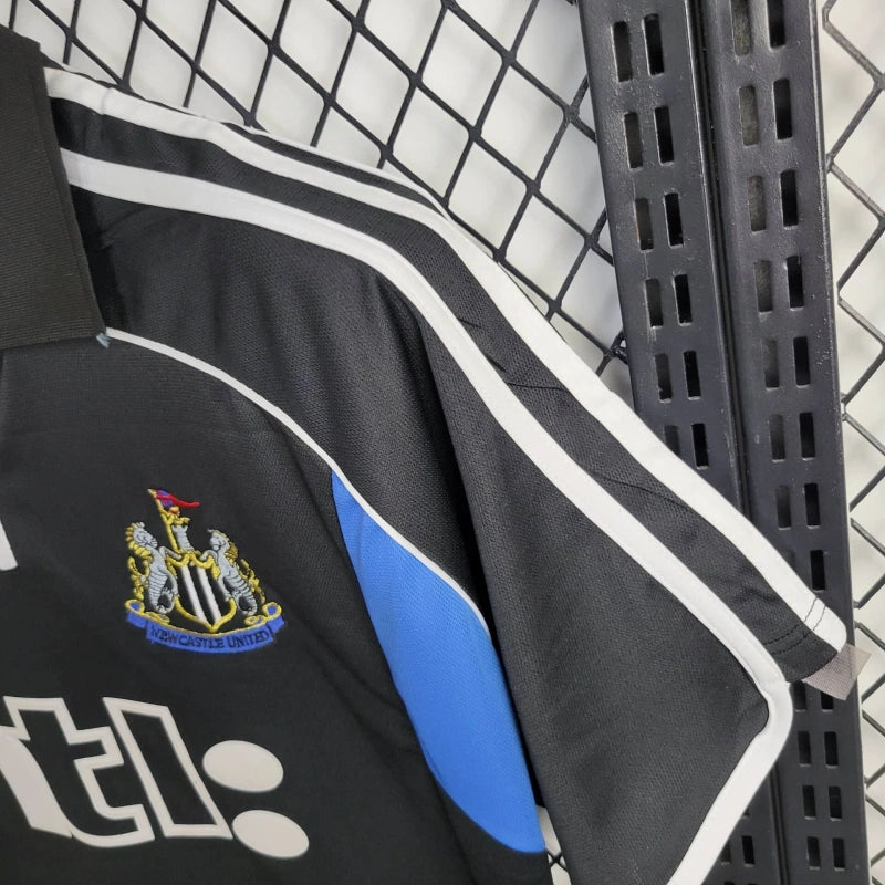 Newcastle Visita Retro 2000/01