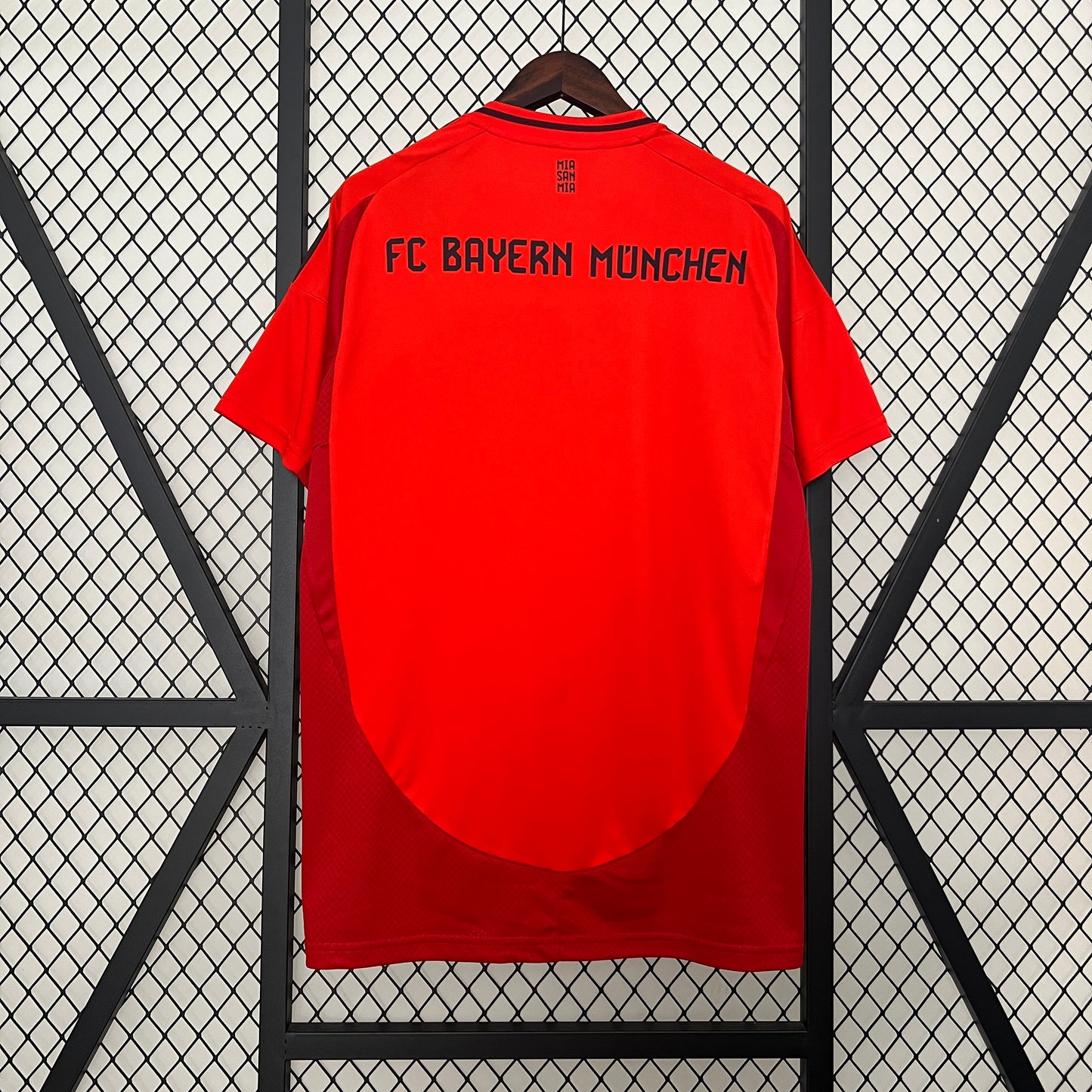 Camiseta Bayern Munich Local 2024/25 Versión Fan