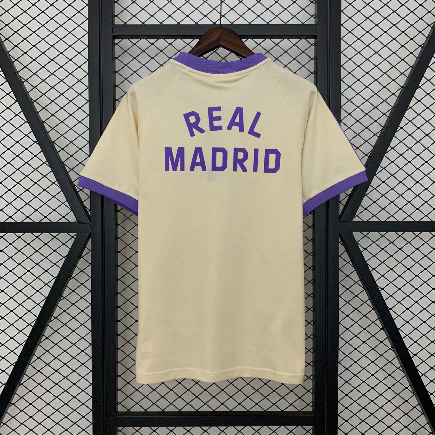 Camiseta Real Madrid Edición Especial Blanca 2024/25 Versión Fan