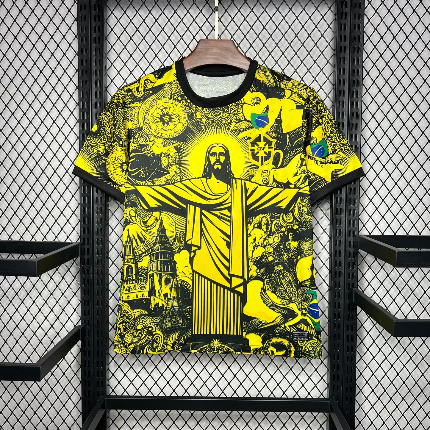 Camiseta Brasil "Edición Cristo Redentor Amarilla" 2024 Versión Fan