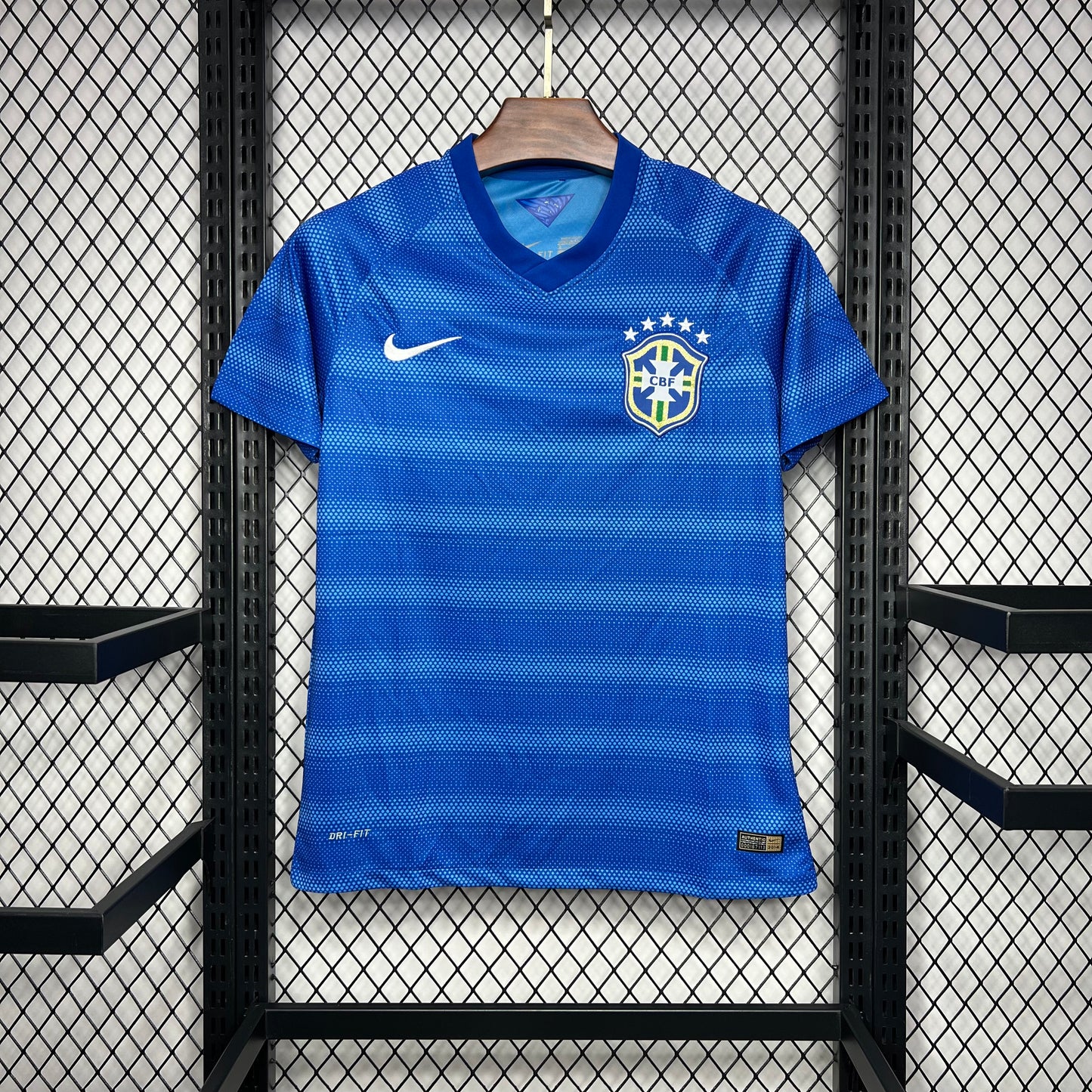 Camiseta Brasil Visita Retro 2014