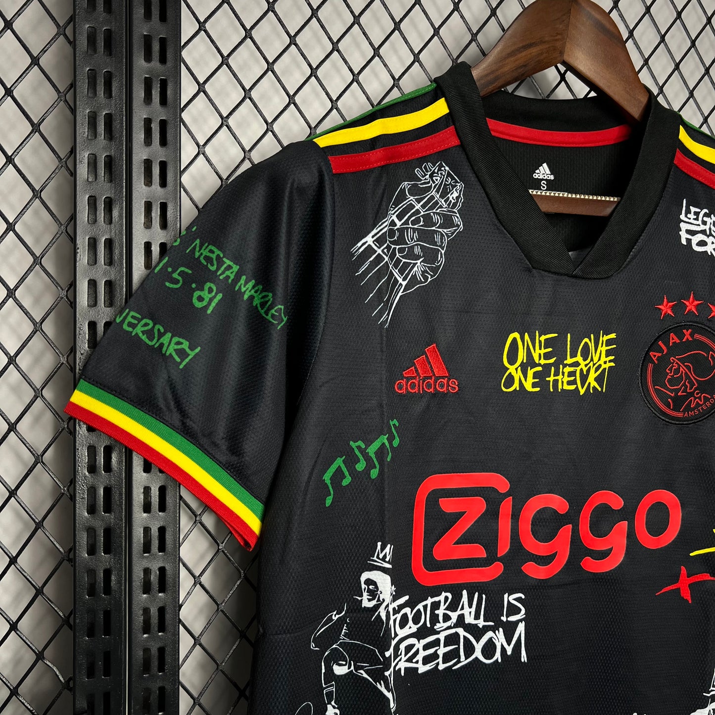 Camiseta Ajax Tercera "Edición Bob Marley" 2021/22 Versión Fan