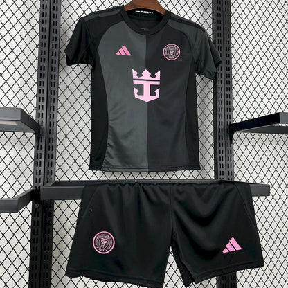 Inter de Miami Visita 2025/26 Kit Niños