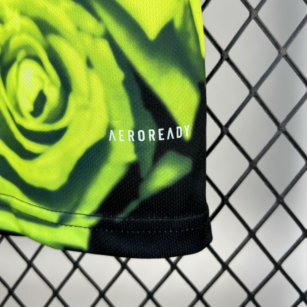 Camiseta Real Madrid Edición Green Snake 2025/26 Versión Fan