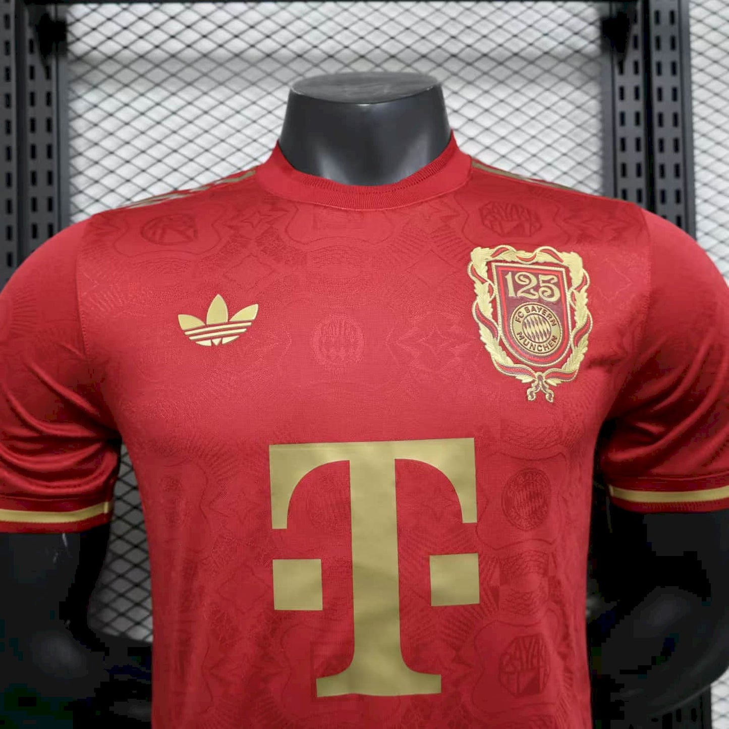 Camiseta Bayern Munich "125 Aniversario Red Color" 2024/25 Versión Jugador