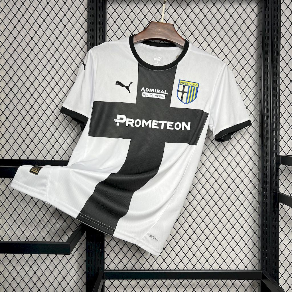 Camiseta Parma Local 2024/25 Versión Fan