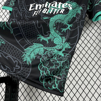 Camiseta Real Madrid Edición Dragón Negro y Verde 2025/26 Versión Fan