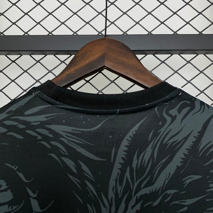 Camiseta Real Madrid Edición Black Dragon 2025/26 Versión Fan