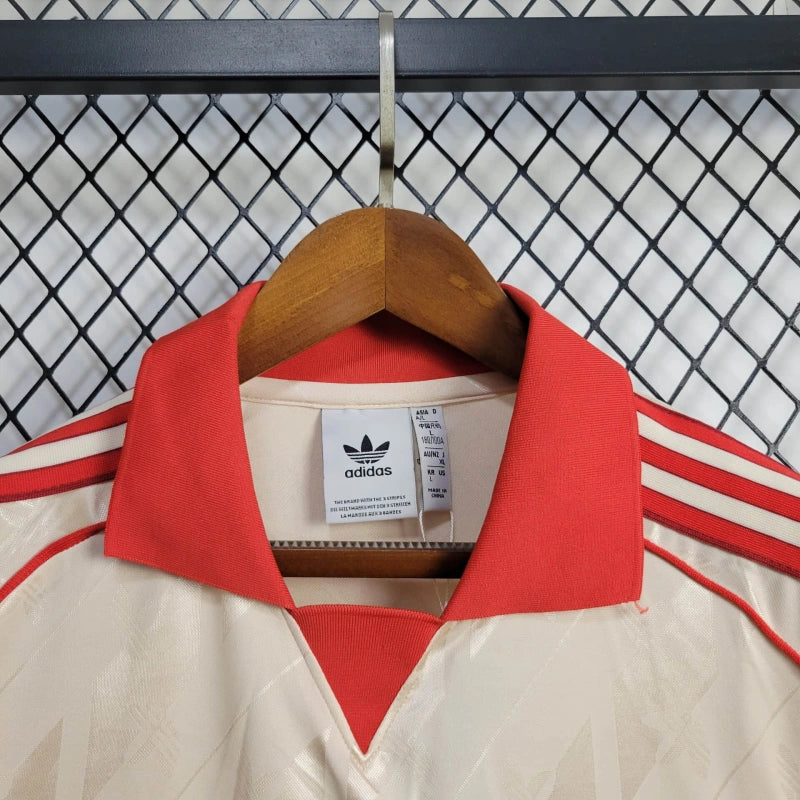 Camiseta Bayern Munich Edición Retro 2024/25 Versión Fan Manga Larga