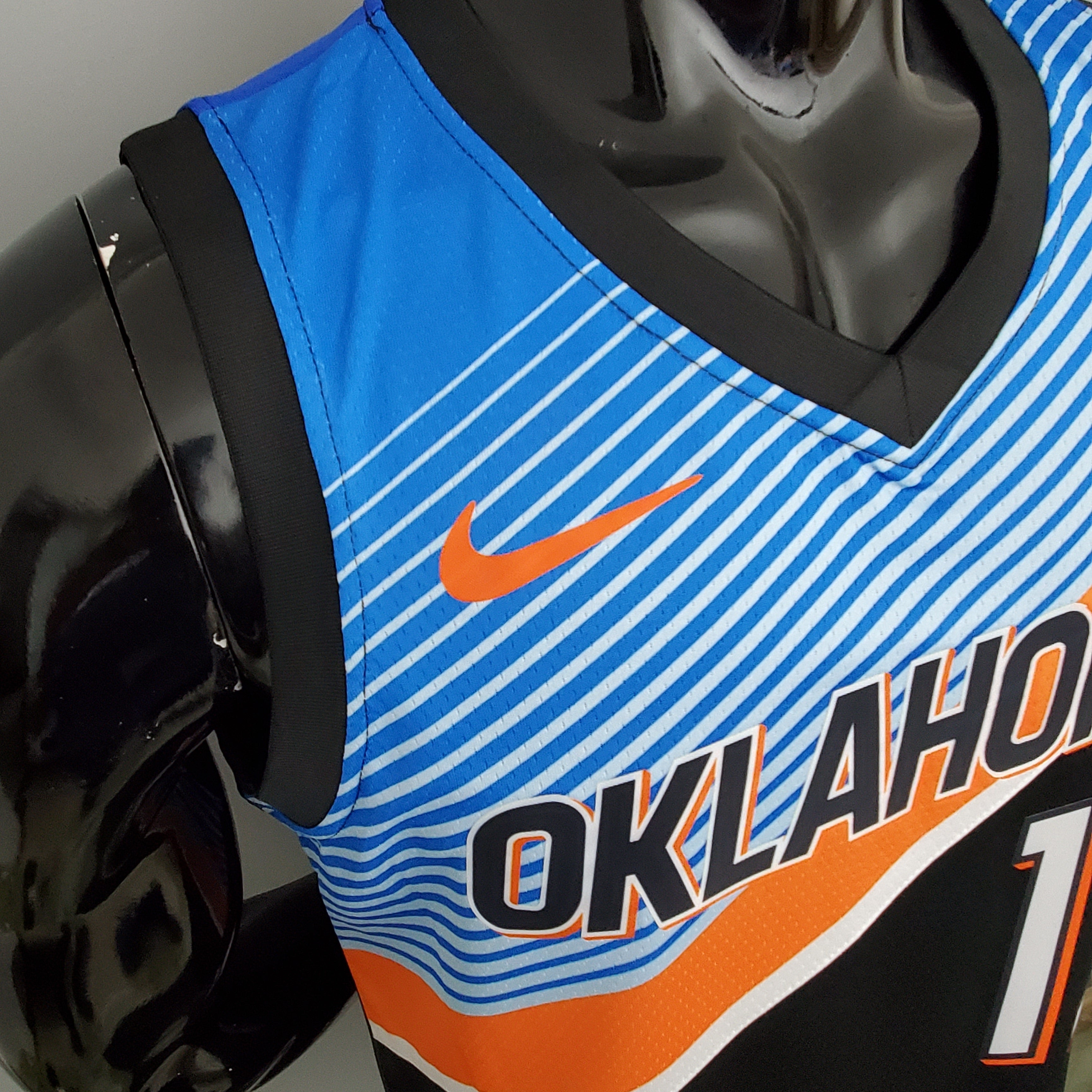 Oklahoma City Thunder "City Edition" Negro