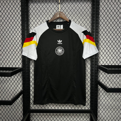Camiseta Alemania "Estilo Retro" 2024 Versión Fan