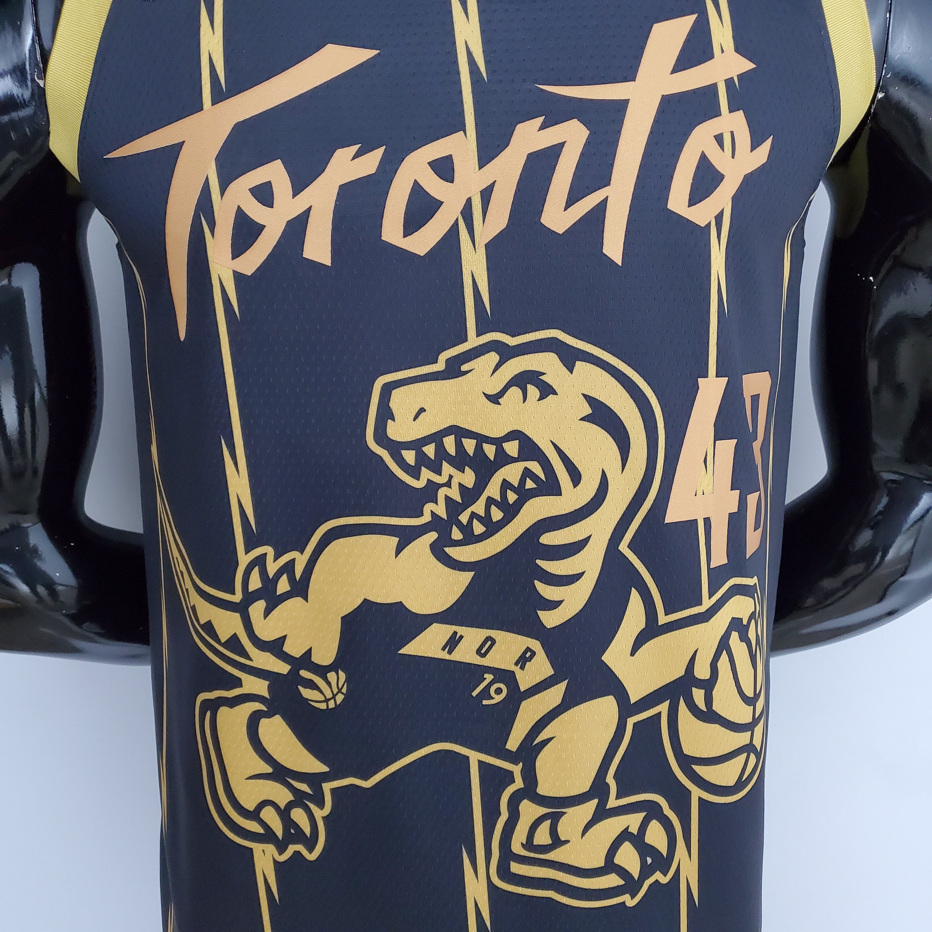 Toronto Raptors "City Edition" Negra