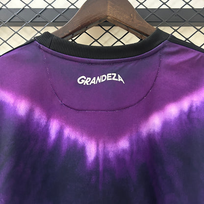 Camiseta Real Madrid Edición Especial Negro y Morado 2025/26 Versión Fan