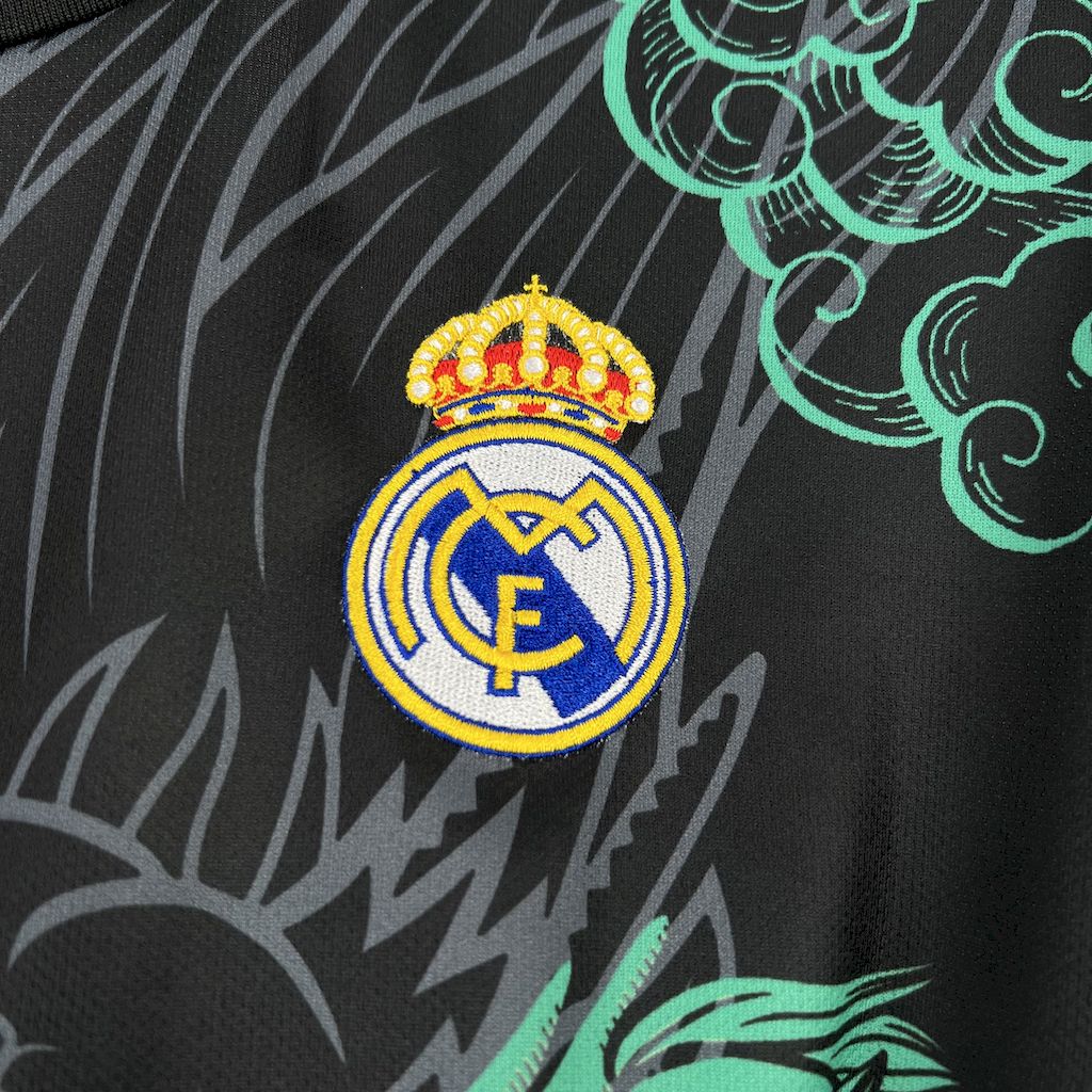 Camiseta Real Madrid Edición Dragón Negro y Verde 2025/26 Versión Fan