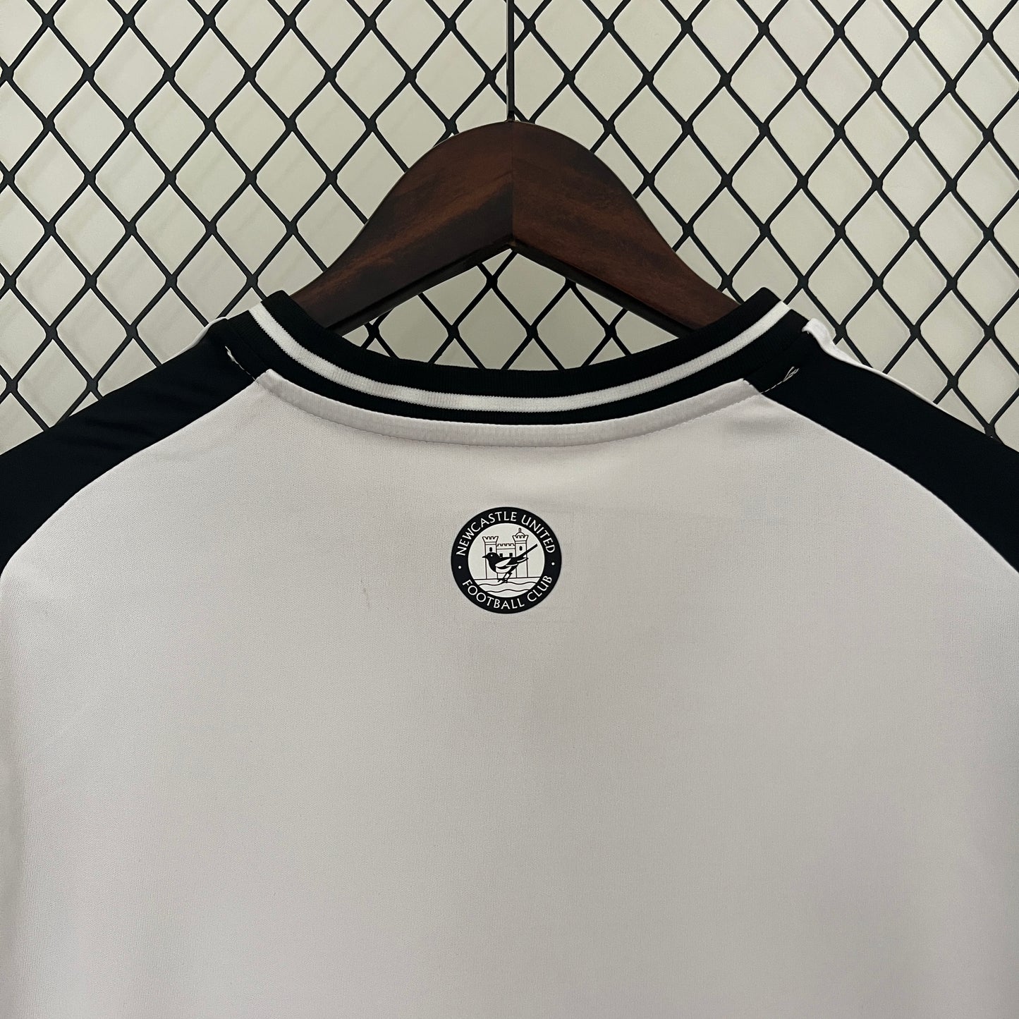 Camiseta Newcastle United Local 2024/25 Versión Fan