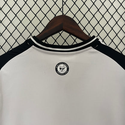 Camiseta Newcastle United Local 2024/25 Versión Fan